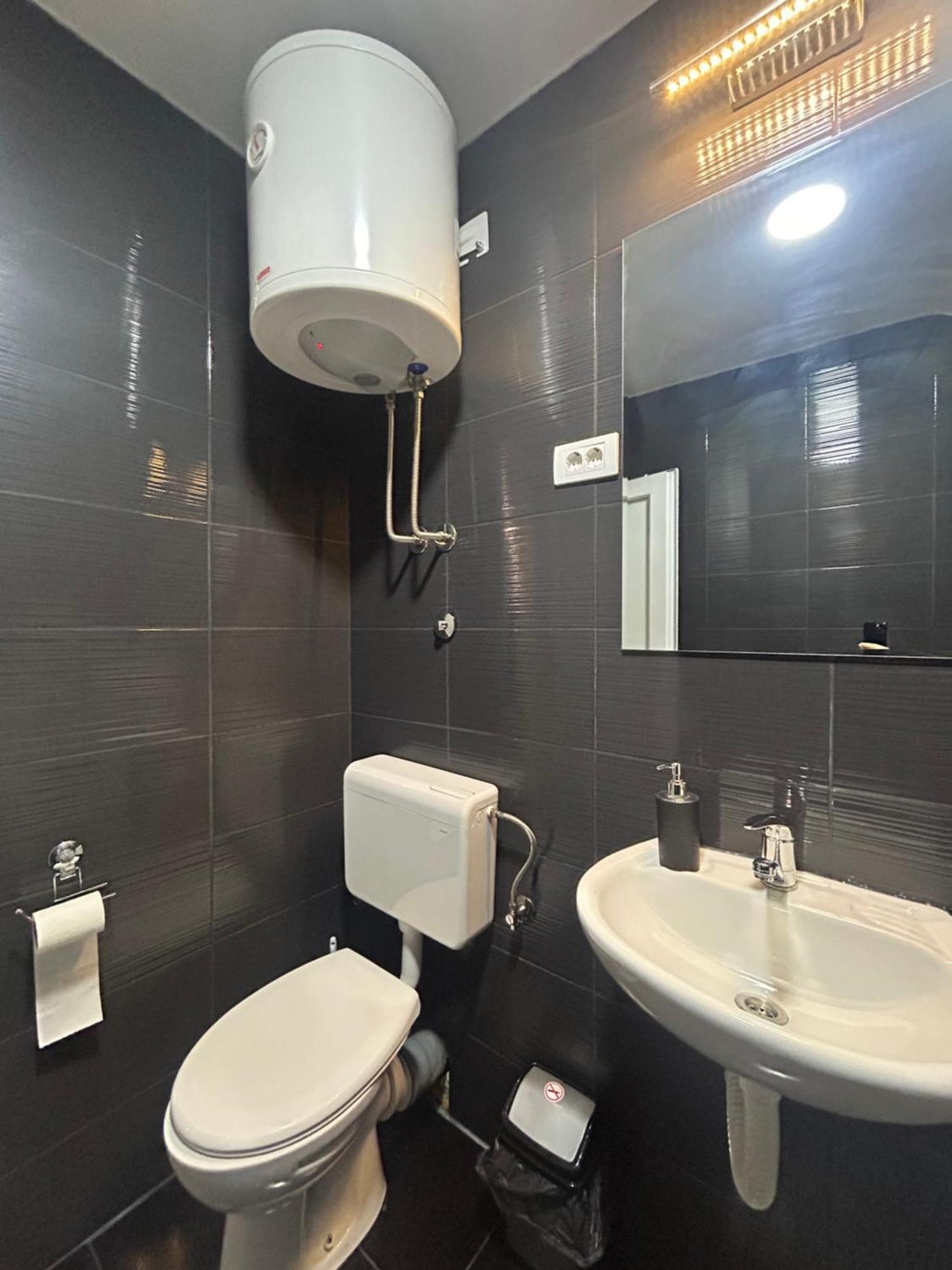 Apartman Diamond Lux Surcin Exterior photo